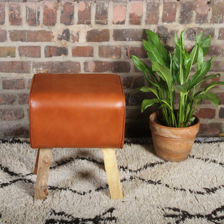 Genuine leather stool Tejas