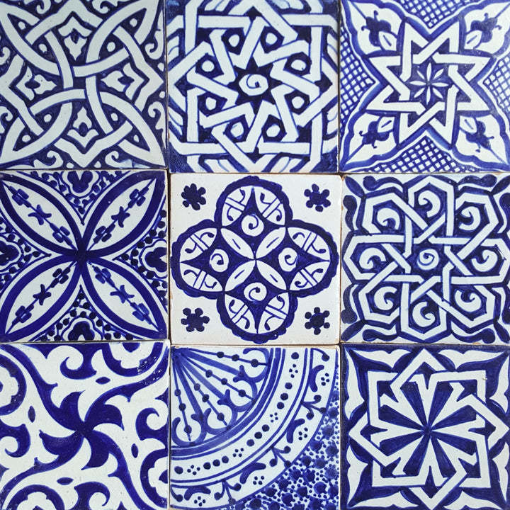 Handgeschilderde tegels blauw-wit mix