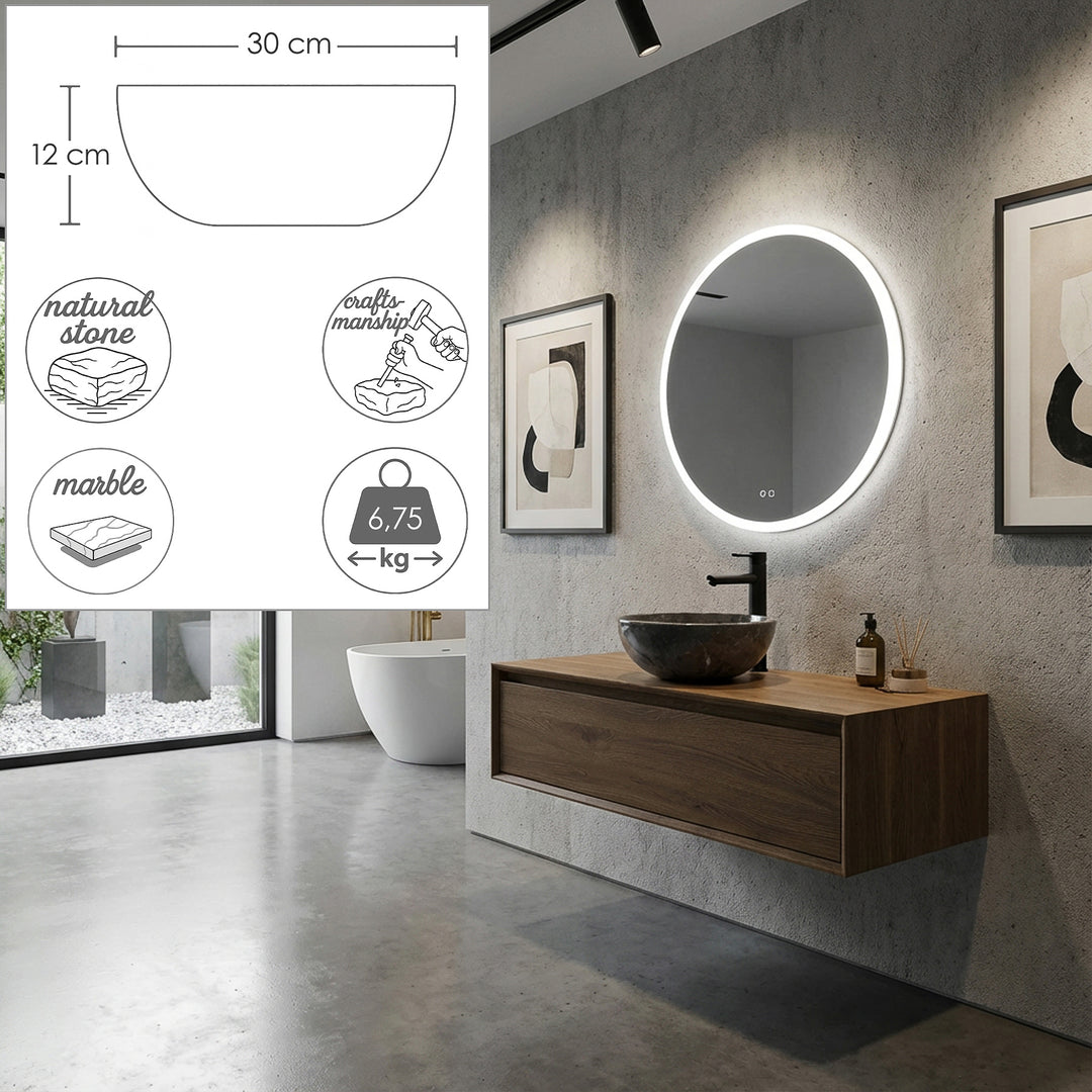 Ronde opzetwastafel van natuursteen op een zwevende houten wastafel in een moderne badkamer met geïntegreerde maattekeningen