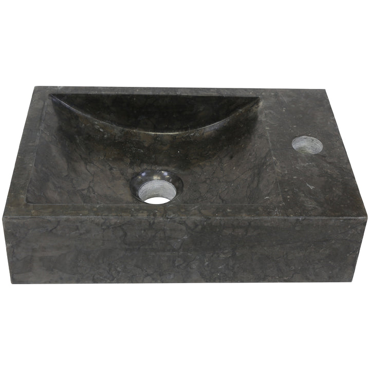 Vierkante stenen opzetwastafel met donkere nerf in geïsoleerde productaanzicht, met geïntegreerd kraangat en centrale afvoer