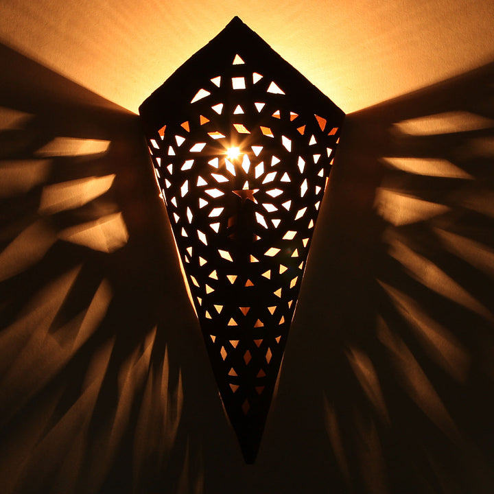 Oosterse ijzeren wandlamp EWL03