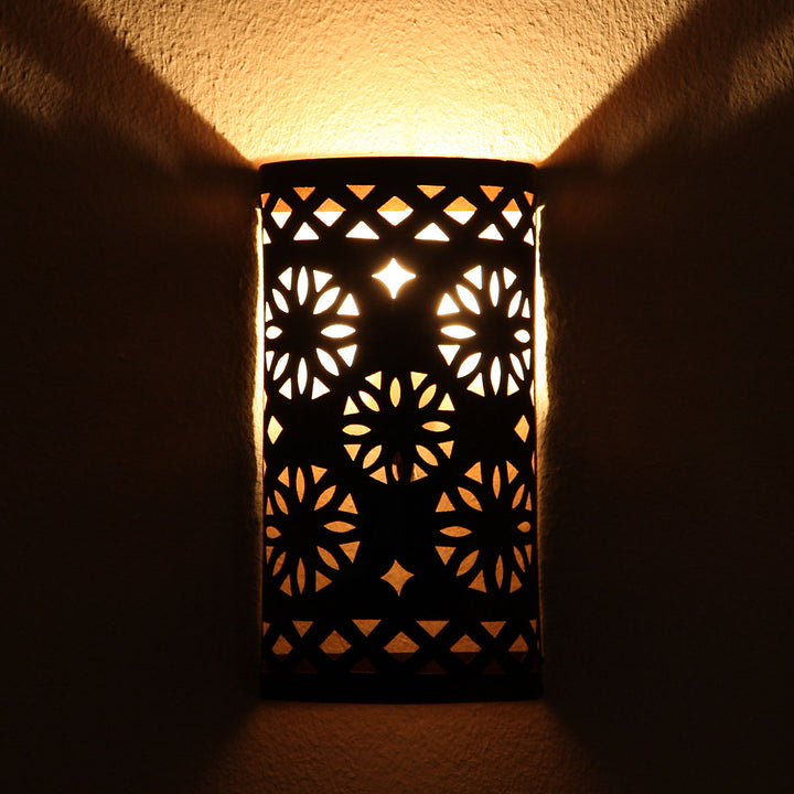 Oosterse ijzeren wandlamp EWL08
