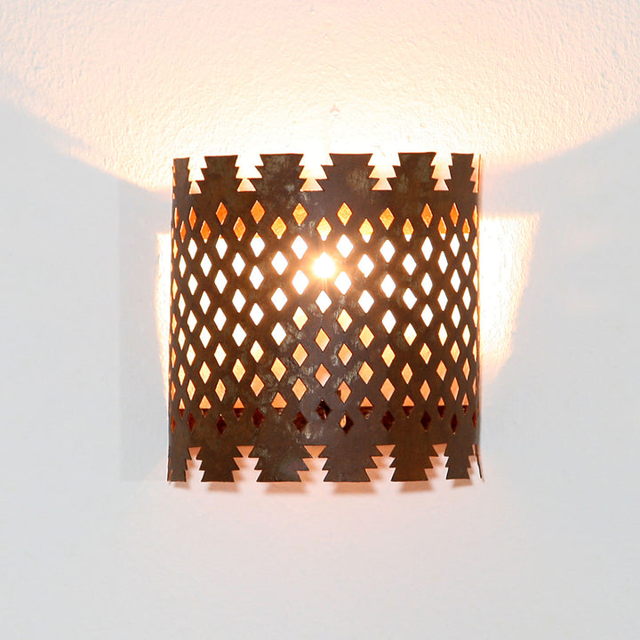 Oosterse ijzeren wandlamp EWL09