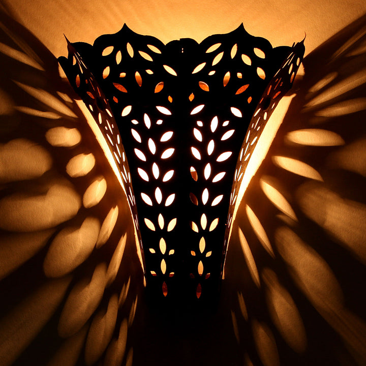 Oosterse ijzeren wandlamp EWL16