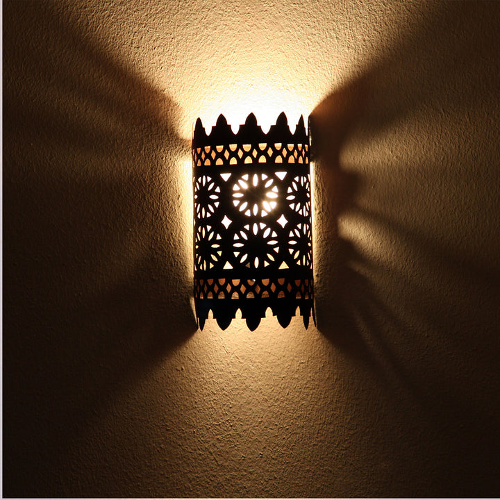 Oosterse ijzeren wandlamp EWL17
