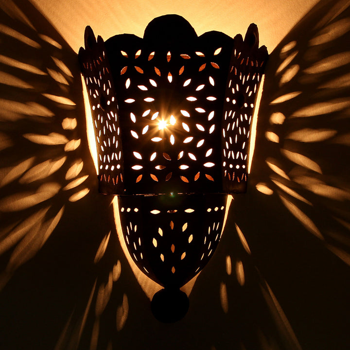 Oosterse ijzeren wandlamp EWL 34