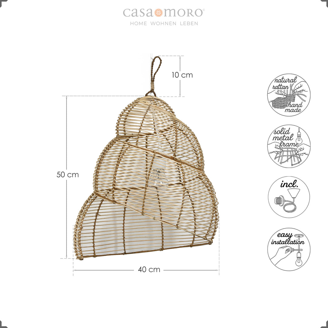 Hängende Rattan-Lampe in spiraliger Form mit filigranem Geflecht, handgefertigt aus Naturmaterial